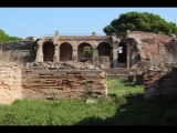 05257 ostia - regio iii - insula xvi - terme della trinacria (iii,xvi,7) - bli ri caseggiato del serapide.jpg